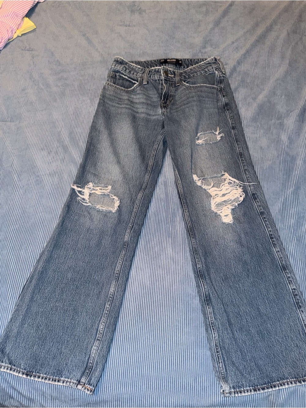 Hollister Wide Leg Distressed Women’s Jeans